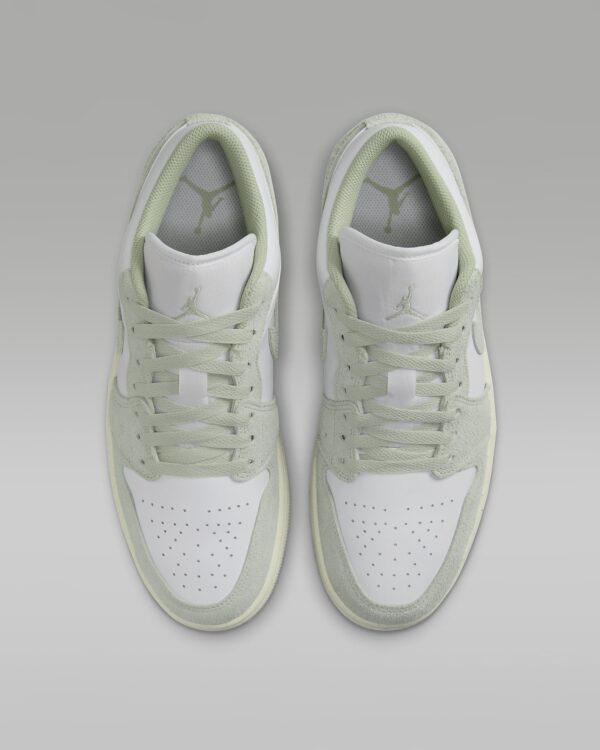 Air Jordan 1 Low SE