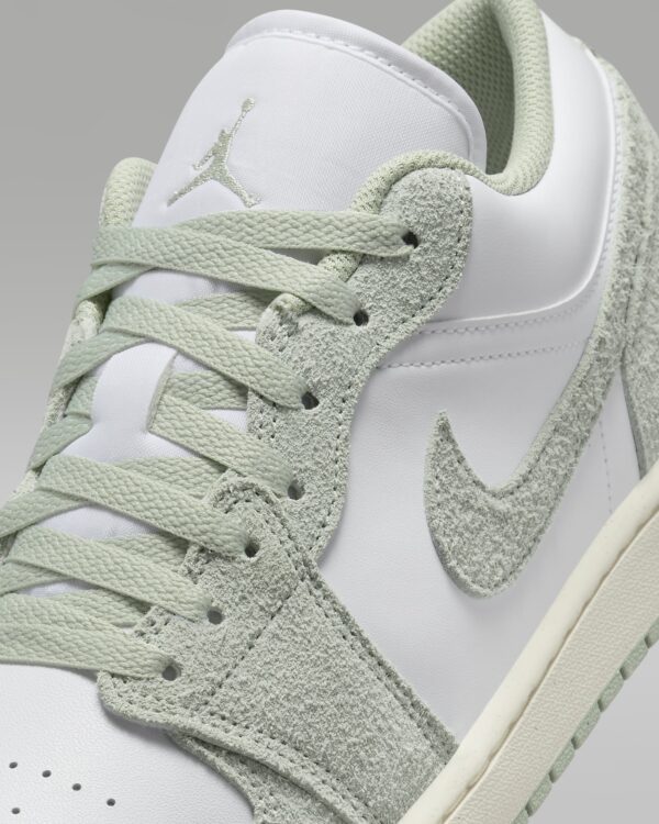 Air Jordan 1 Low SE