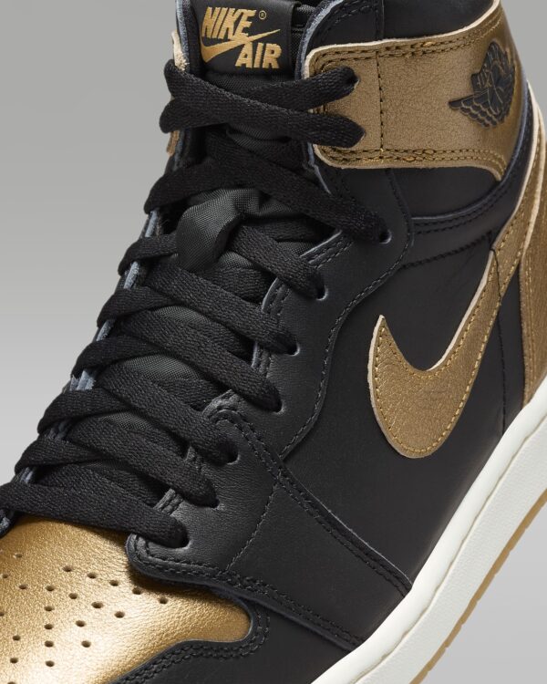 Air Jordan 1 Retro High OG "Midnight Navy"