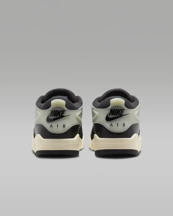 Air Jordan 4 RM