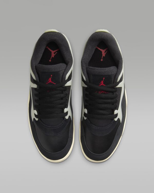 Air Jordan 4 RM