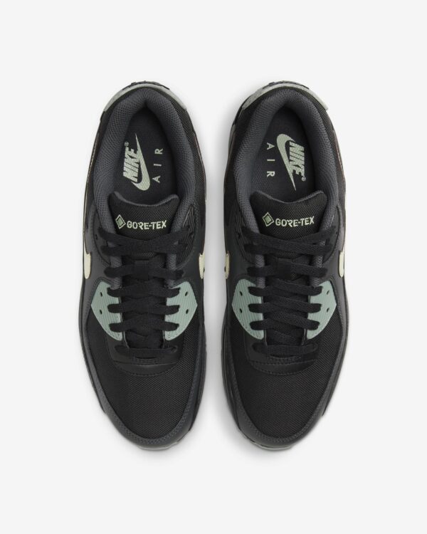 Nike Air Max 90 GORE-TEX Men's Shoes