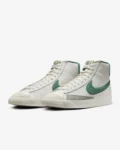 New Balance Nike Blazer Mid '77 Premium
