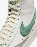 New Balance Nike Blazer Mid '77 Premium
