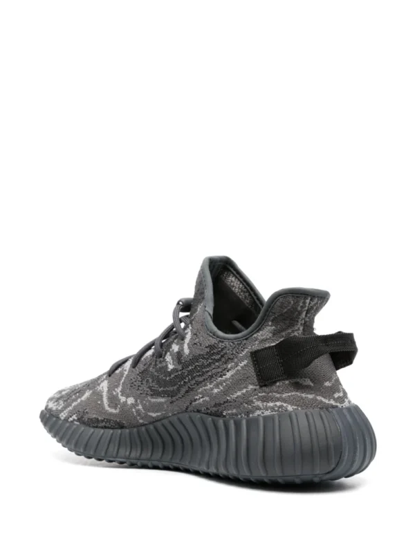 Yeezy Boost 350 V2 Primeknit sneakers