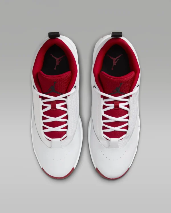 Jordan Max Aura 6
