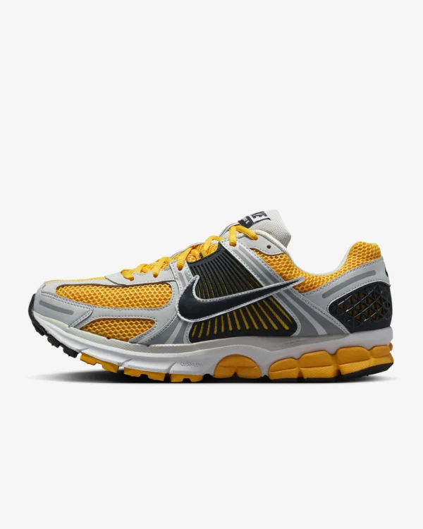 Nike Zoom Vomero 5 SE Men's Shoes