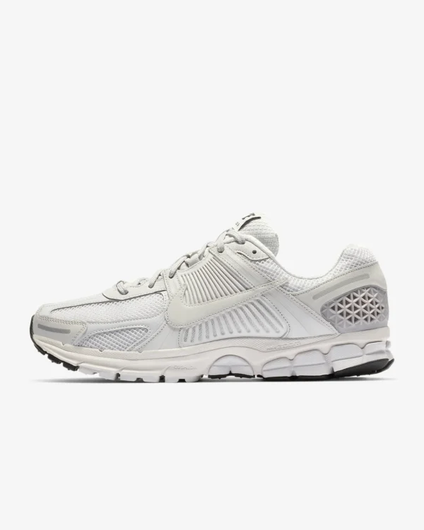 Nike Zoom Vomero 5 SE Men's Shoes