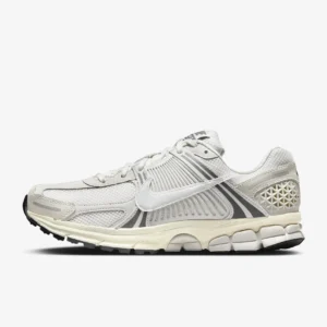 Nike Zoom Vomero 5 SE Men's Shoes