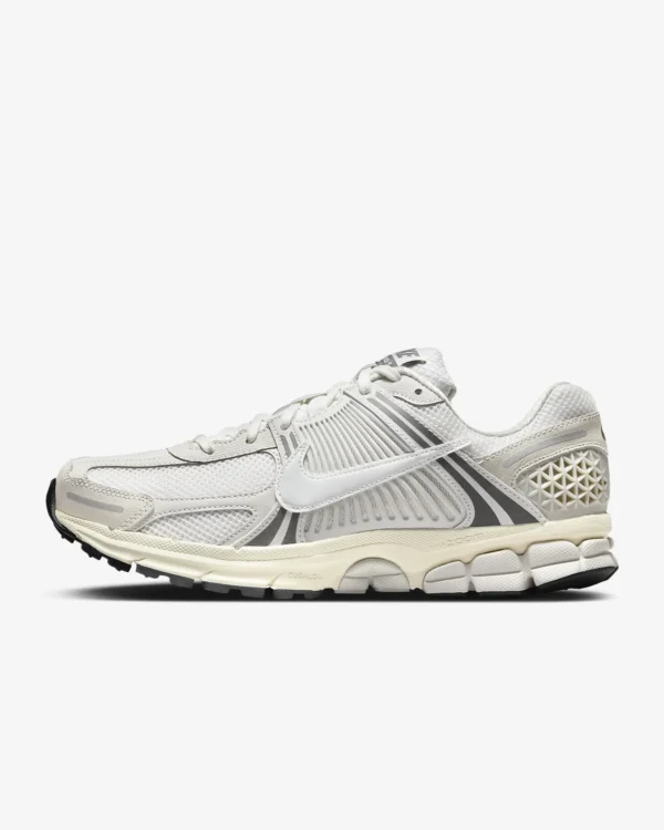 Nike Zoom Vomero 5 SE Men's Shoes