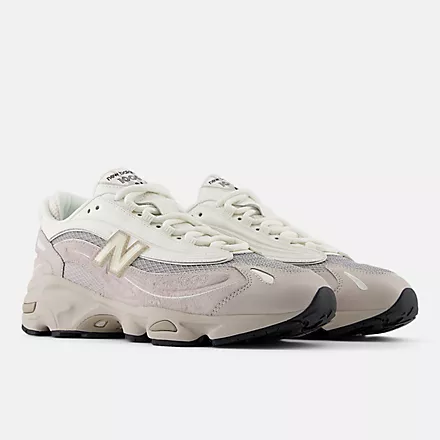 New Balance 1000