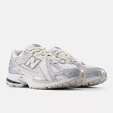 New Balance 1906R