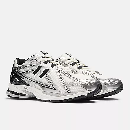 New Balance 1906R
