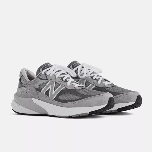 New Balance Made in USA 990v6
