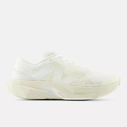 New Balance FuelCell Rebel v4